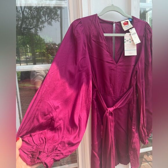 FARM Rio Anthropologie Beaded Bell Sleeve Romper NWT - Picture 10 of 13